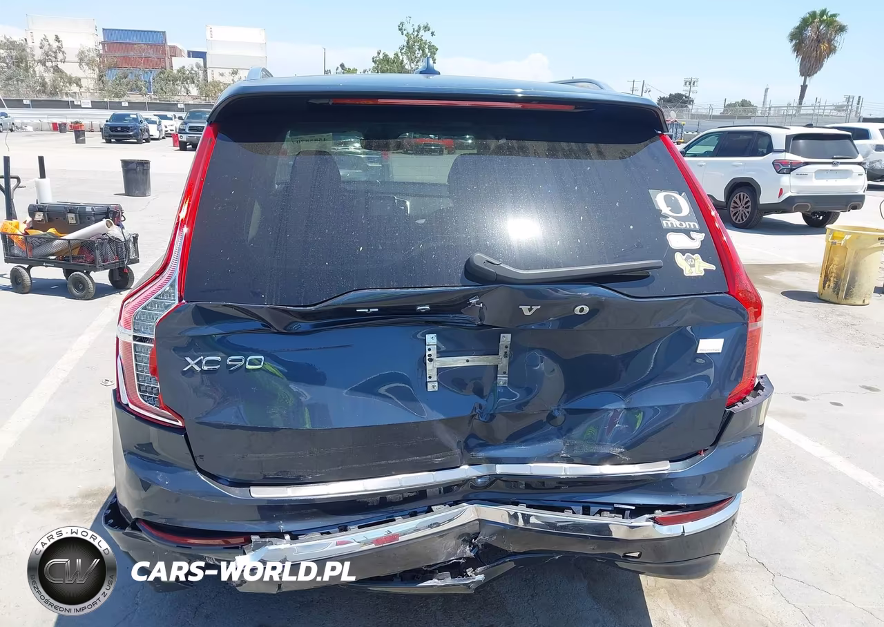 2023 Volvo Xc90 Recharge Plug-In Hybrid T8 Ultimate 6-Seater VIN:YV4H600A4P1974768 - 18