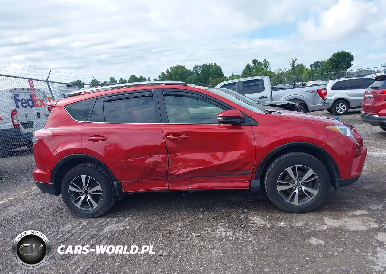 2017 Toyota Rav4 Xle VIN:JTMWFREV9HJ116787 - 13