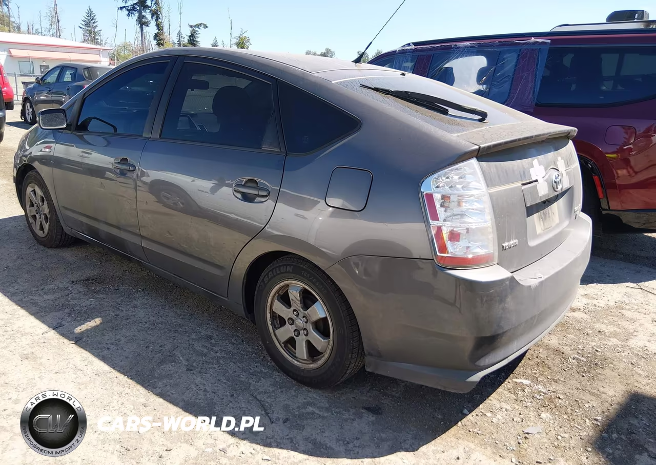 2008 Toyota Prius VIN:JTDKB20UX83337917 - 3