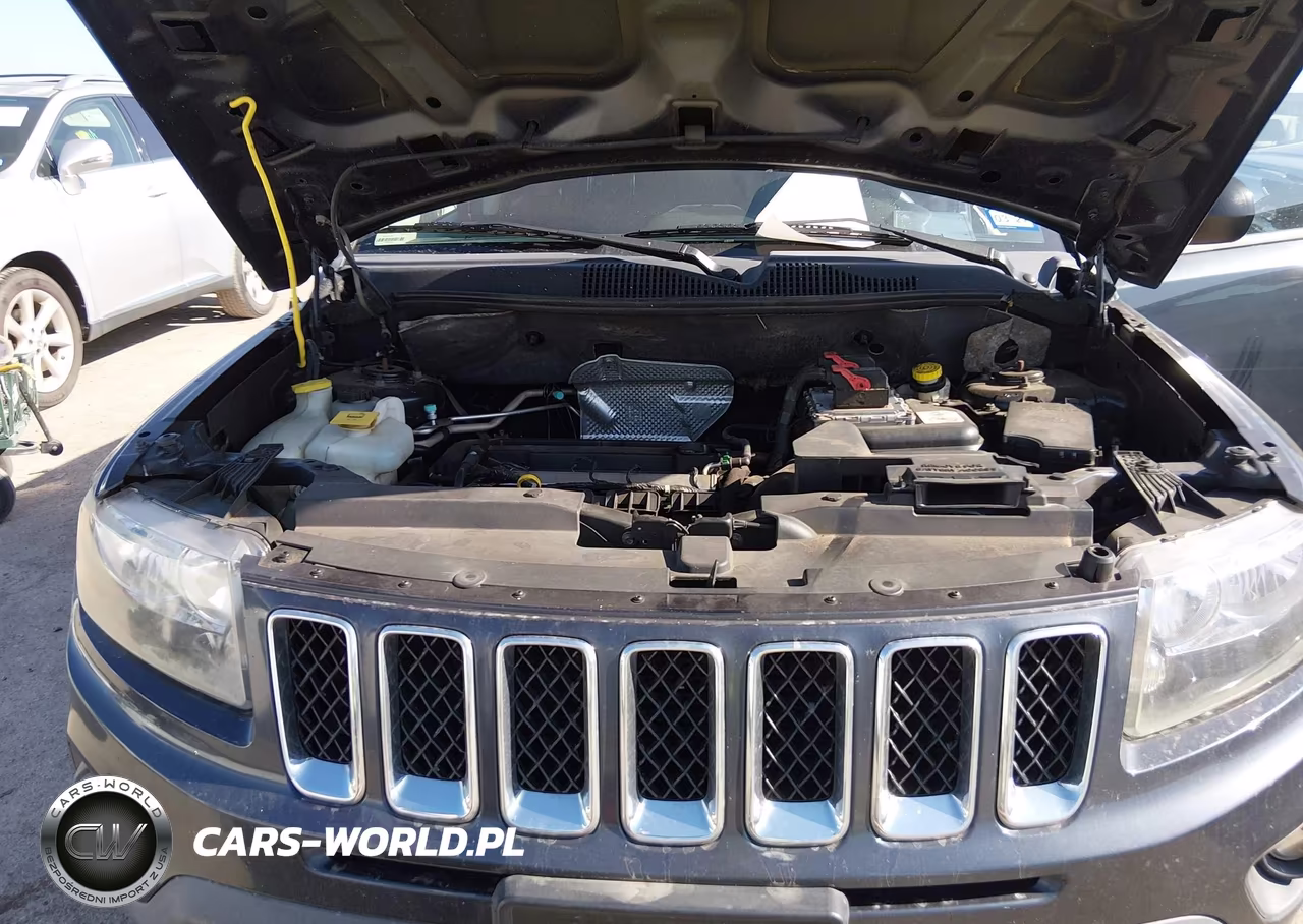 2014 Jeep Compass Sport VIN:1C4NJCBA4ED594733 - 10