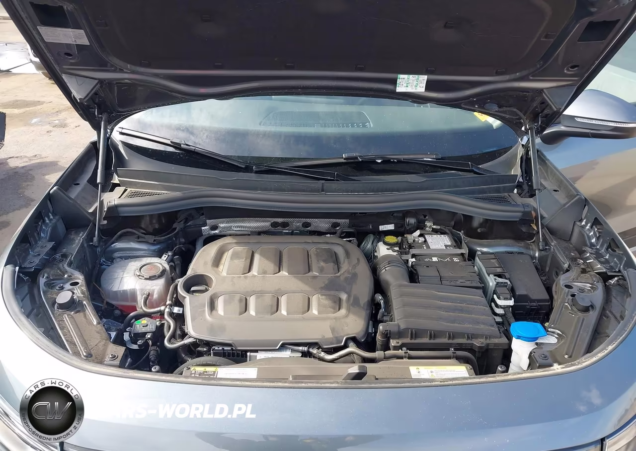2025 Volkswagen Tiguan 2.0T Se VIN:3VVNR7RM1SM071204 - 10
