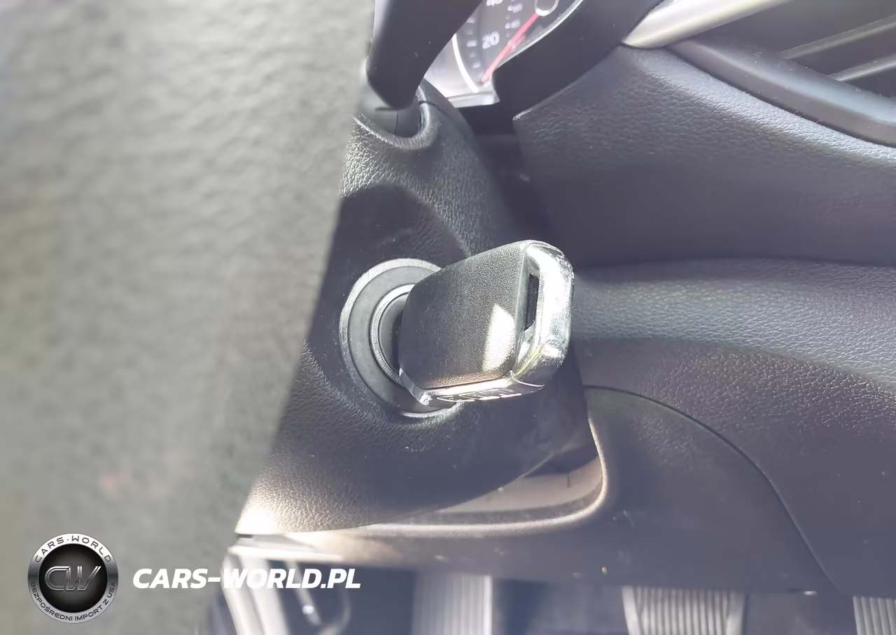 2019 Kia Forte Lxs VIN:3KPF24AD0KE134403 - 11
