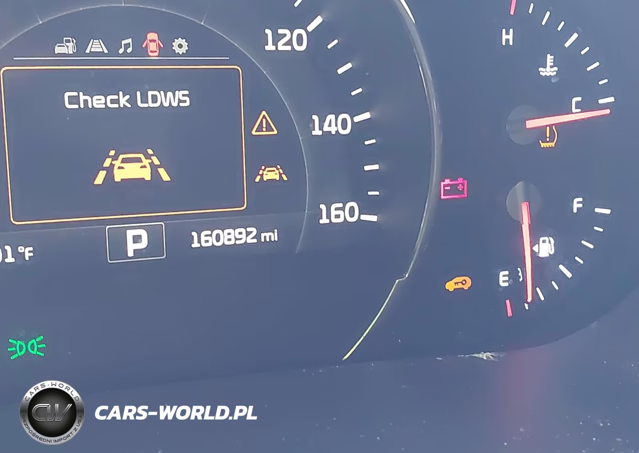2018 Kia Sorento 3.3L Ex VIN:5XYPH4A58JG395159 - 15