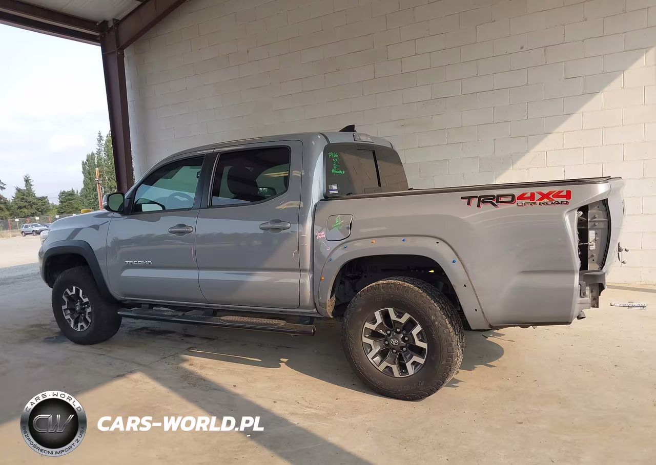 2018 Toyota Tacoma Trd Off Road VIN:5TFCZ5AN2JX161954 - 15