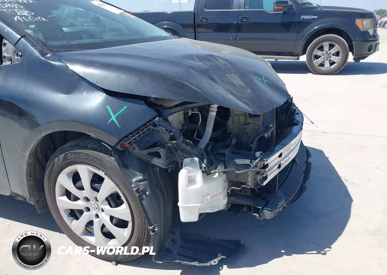 2022 Toyota Corolla Le VIN:5YFEPMAEXNP324265 - 18