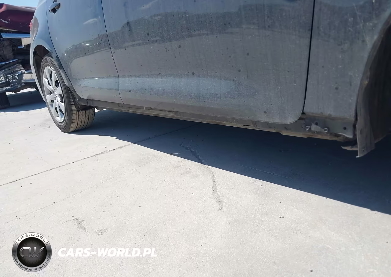 2022 Toyota Corolla Le VIN:5YFEPMAEXNP324265 - 20