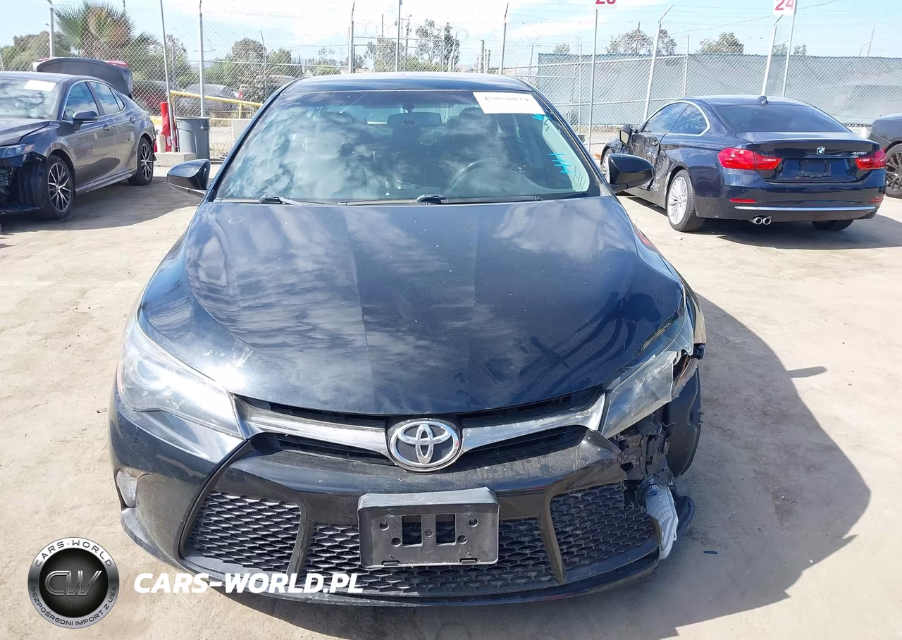 2016 Toyota Camry Se VIN:4T1BF1FK3GU577089 - 12