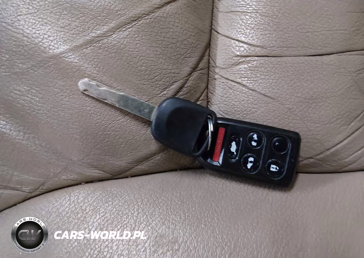 2007 Honda Odyssey Touring VIN:5FNRL38817B091544 - 11