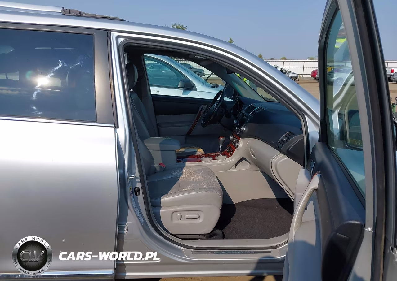 2011 Toyota Highlander Limited V6 VIN:5TDDK3EH5BS076390 - 5