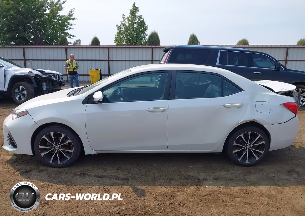 2019 Toyota Corolla Se VIN:5YFBURHE5KP881045 - 14