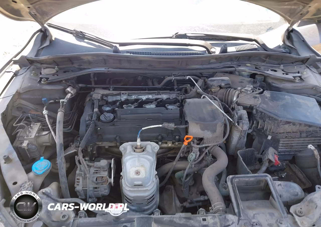 2015 Honda Accord Sport VIN:1HGCR2E56FA109988 - 10