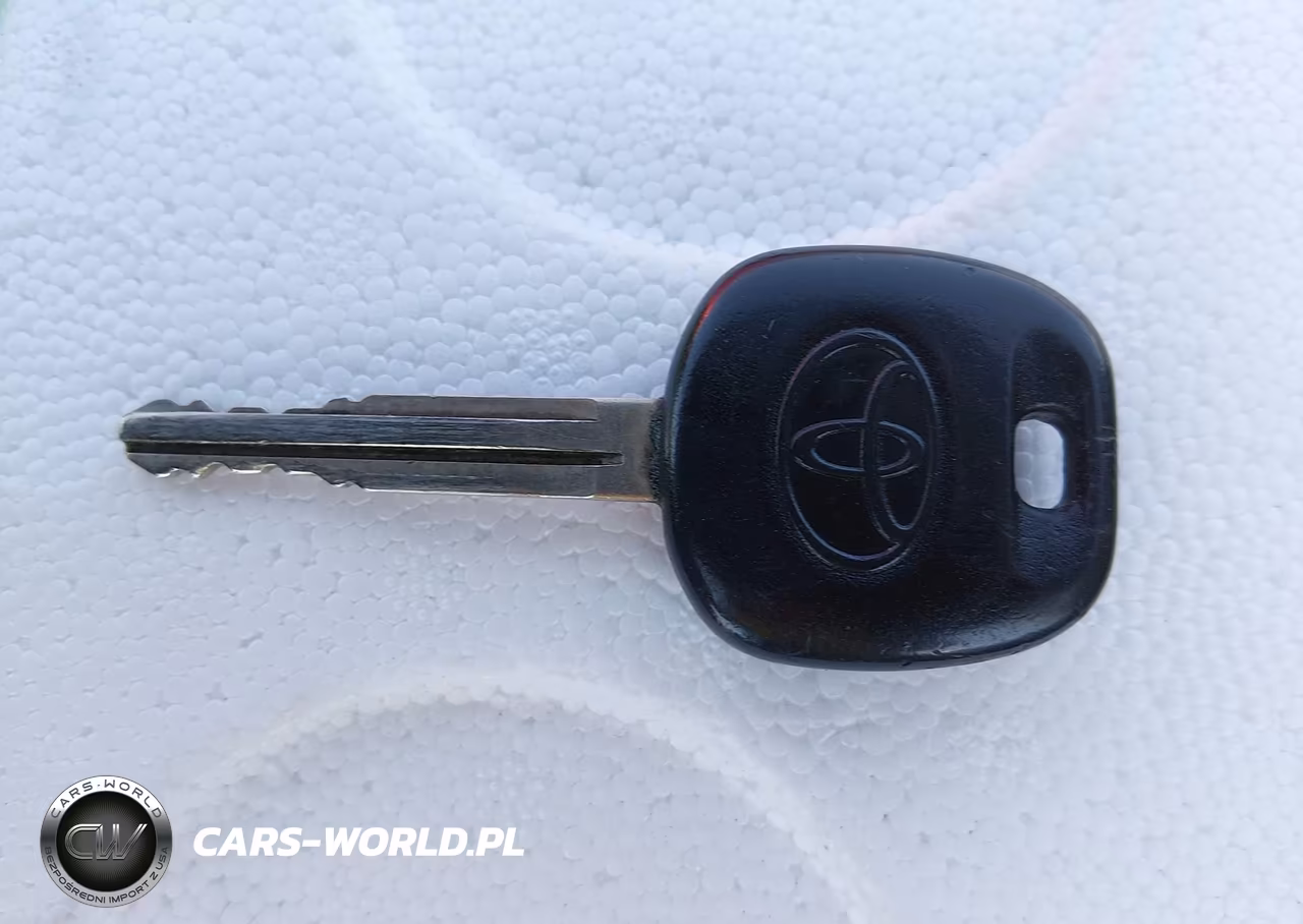 2007 Toyota Corolla Le VIN:1NXBR32E97Z830483 - 11