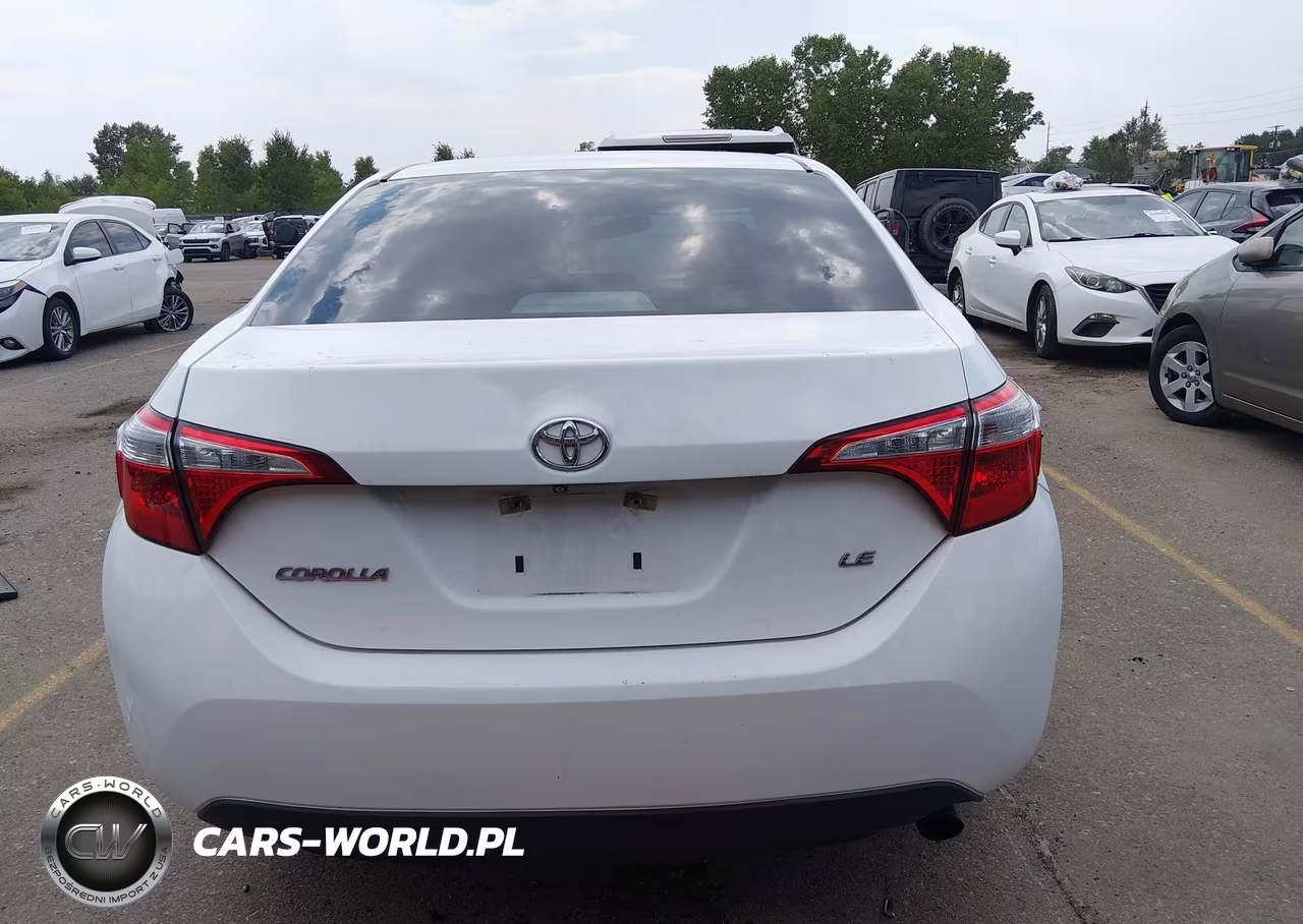 2015 Toyota Corolla Le VIN:5YFBURHE6FP266333 - 16