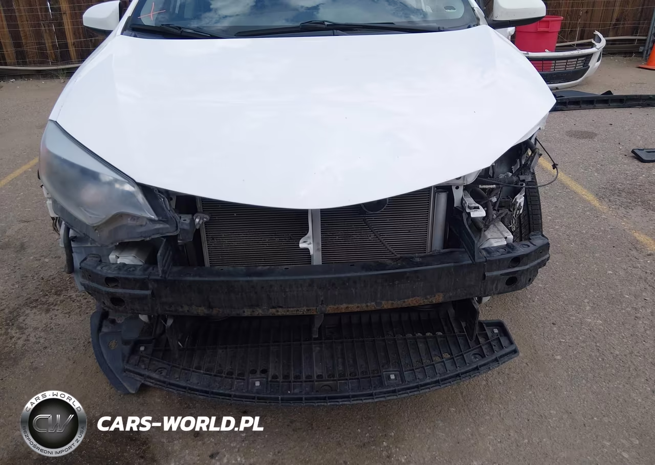 2015 Toyota Corolla Le VIN:5YFBURHE6FP266333 - 6