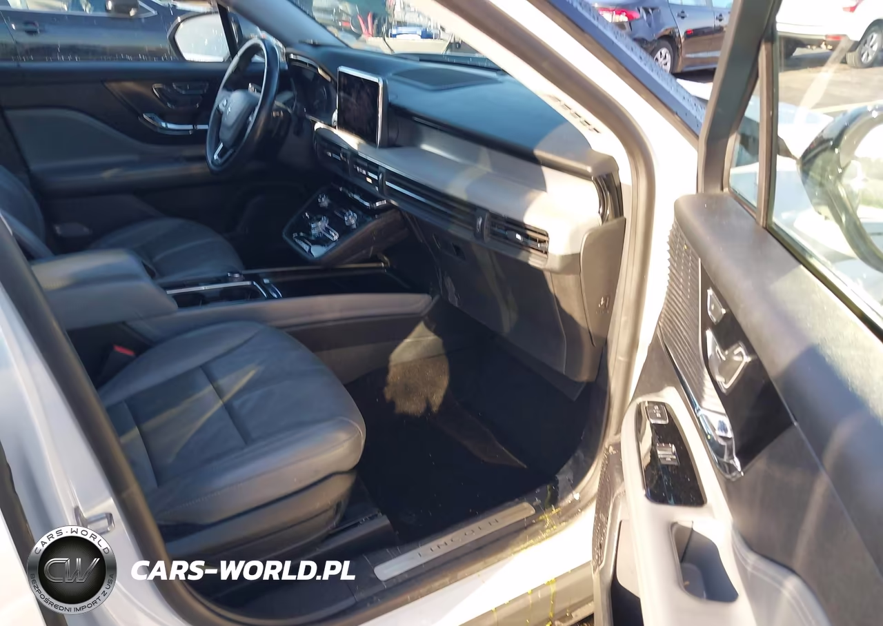 2020 Lincoln Corsair Standard VIN:5LMCJ1C99LUL09093 - 5