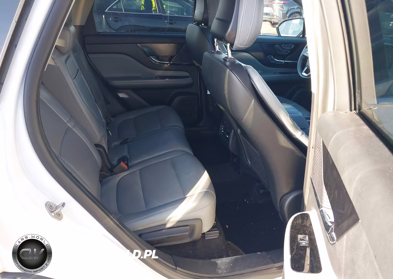2020 Lincoln Corsair Standard VIN:5LMCJ1C99LUL09093 - 8
