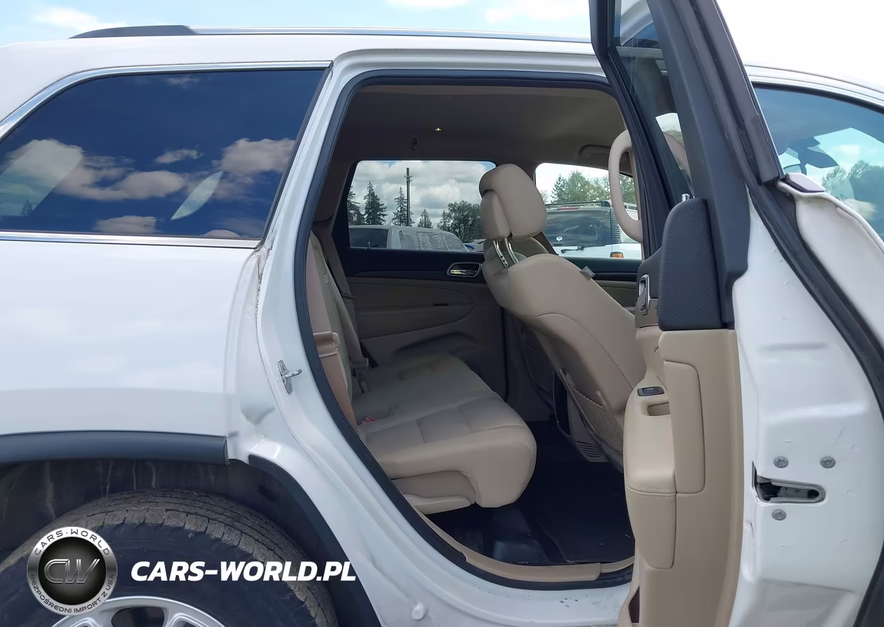 2018 Jeep Grand Cherokee Laredo E 4X2 VIN:1C4RJEAGXJC168094 - 8