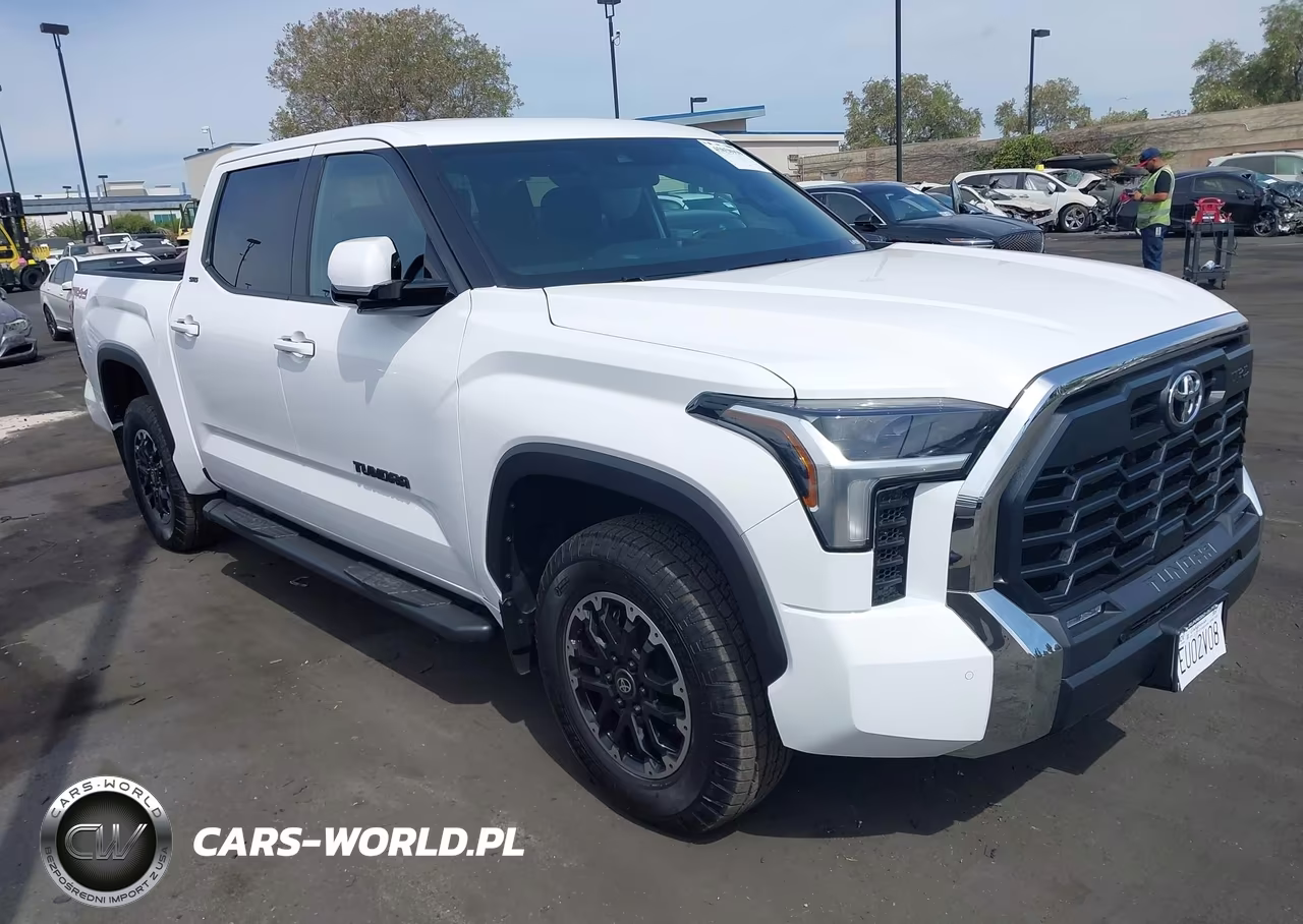 2026 Toyota Tundra Sr5 Crewmax 5.5' Bed