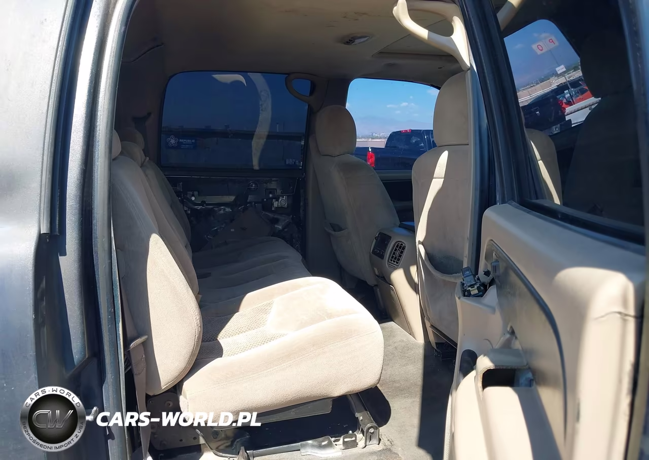 2004 Chevrolet Avalanche 1500 VIN:3GNEK12T64G256469 - 8