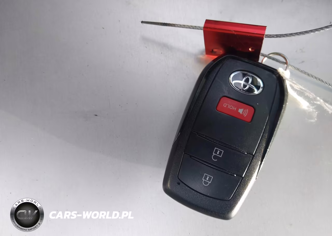 2024 Toyota Prius Le Awd-E VIN:JTDADABU5R3015507 - 11
