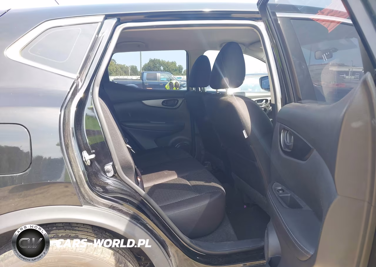 2018 Nissan Rogue Sport S VIN:JN1BJ1CP1JW182054 - 8