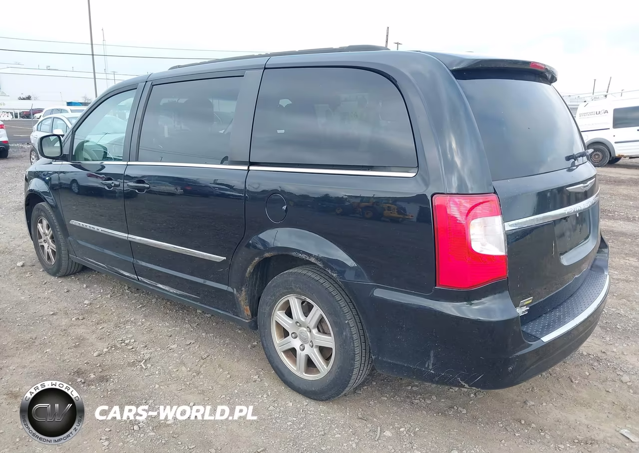 2013 Chrysler Town & Country Touring VIN:2C4RC1BG6DR556338 - 3