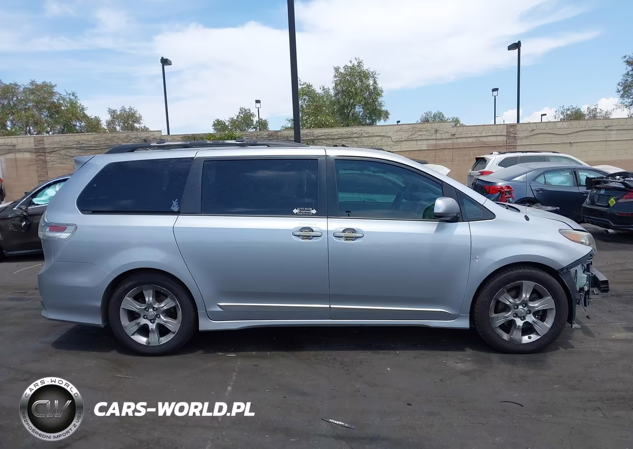2012 Toyota Sienna Se 8 Passenger VIN:5TDXK3DC8CS220180 - 14