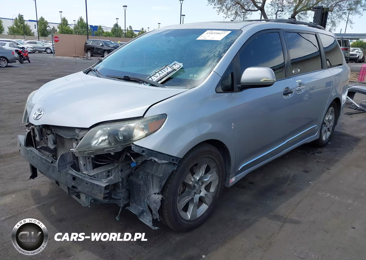 2012 Toyota Sienna Se 8 Passenger VIN:5TDXK3DC8CS220180 - 2