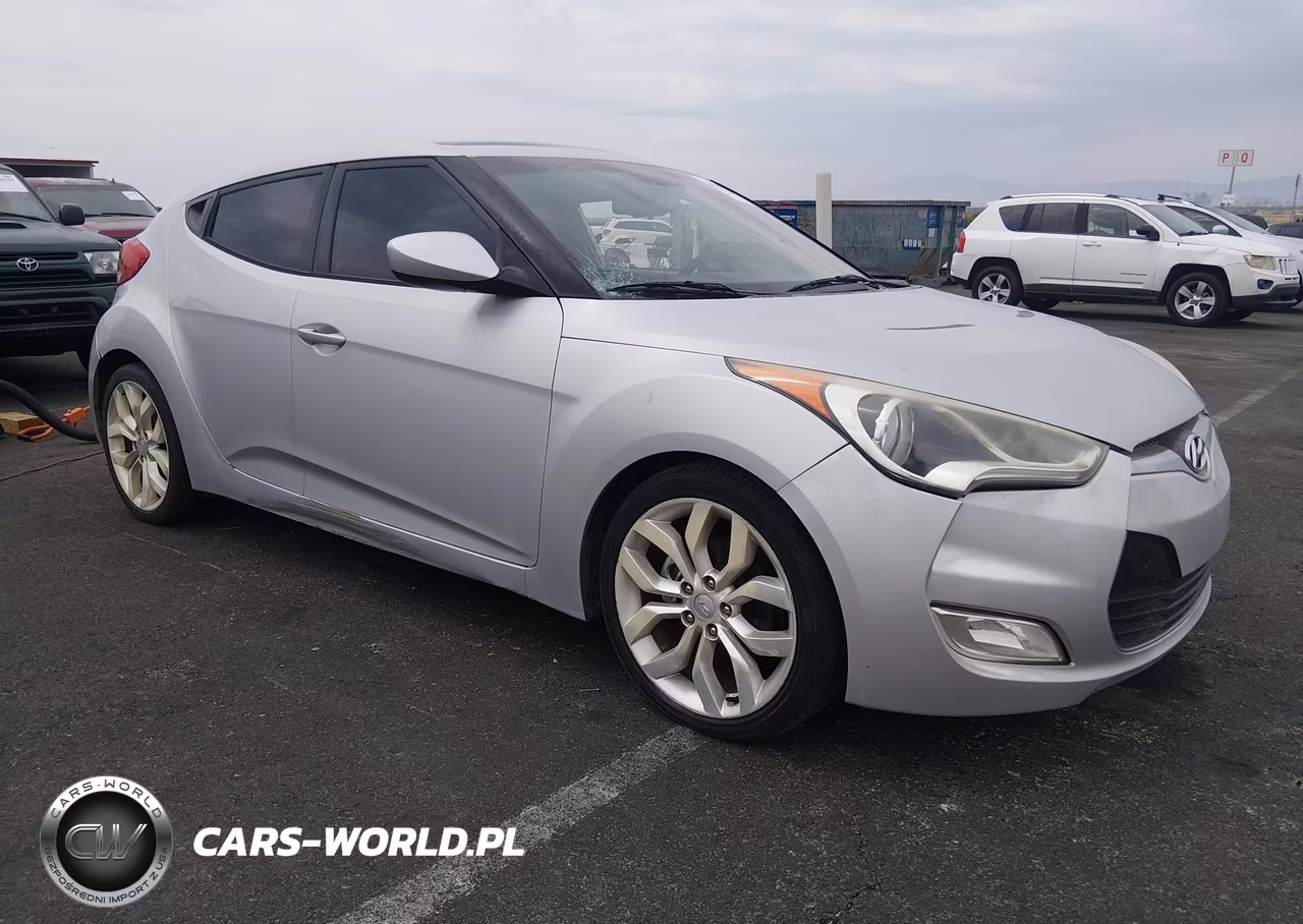 2012 Hyundai Veloster Base W-Black