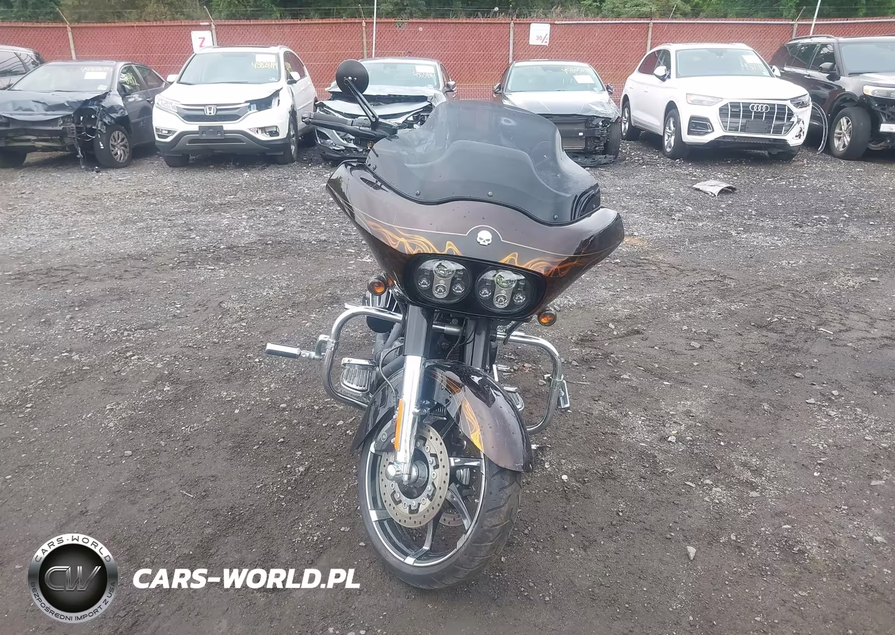 2012 Harley-Davidson Fltrxse Cvo Road Glide Custom VIN:1HD1TC812CB961748 - 5