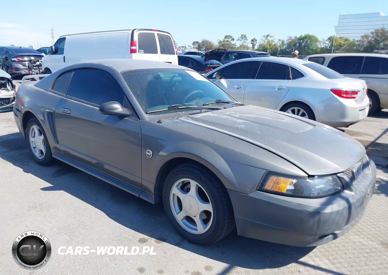 2004 Ford Mustang