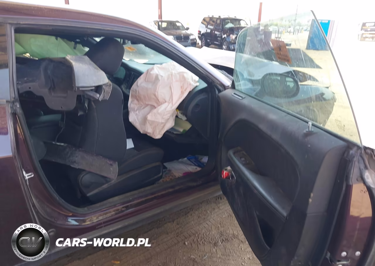 2021 Dodge Challenger Sxt VIN:2C3CDZAG9MH573115 - 5