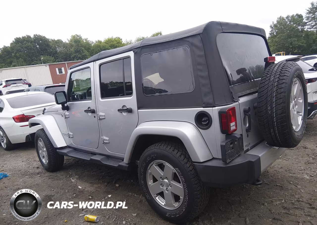 2012 Jeep Wrangler Unlimited Sahara VIN:1C4BJWEG6CL253289 - 14