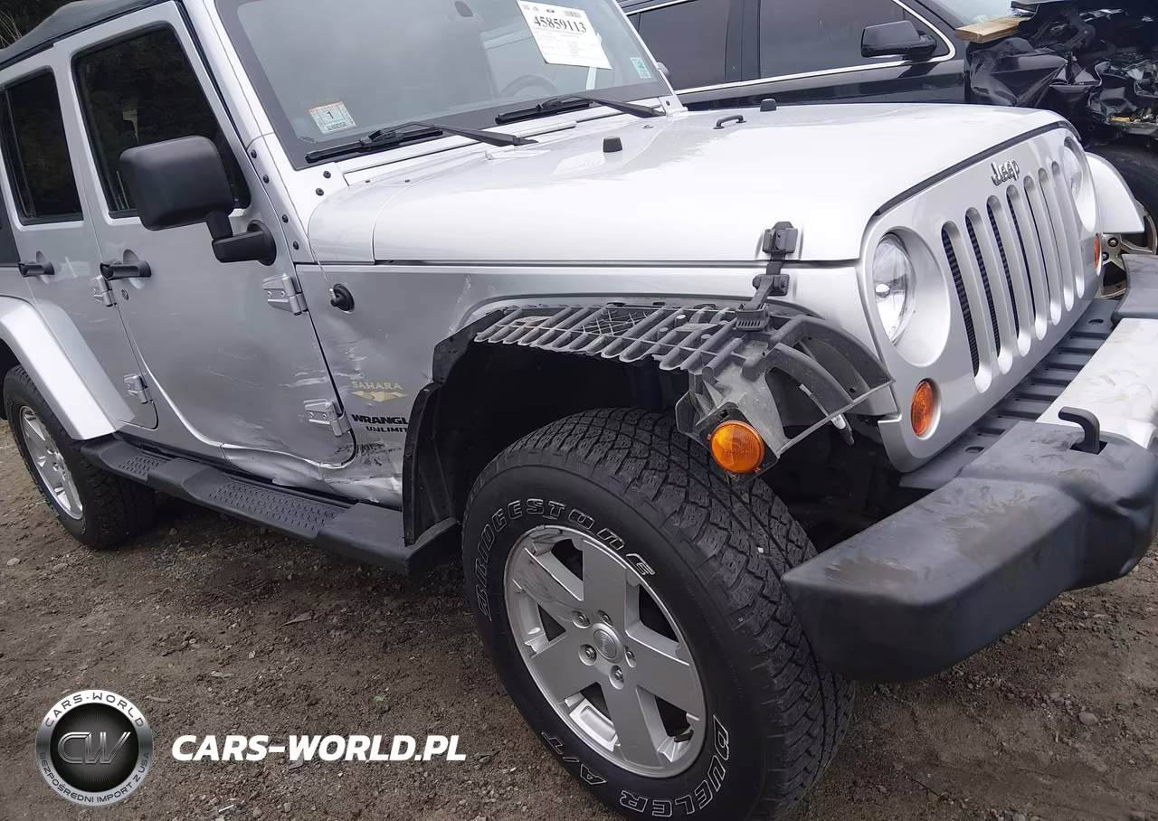 2012 Jeep Wrangler Unlimited Sahara VIN:1C4BJWEG6CL253289 - 6
