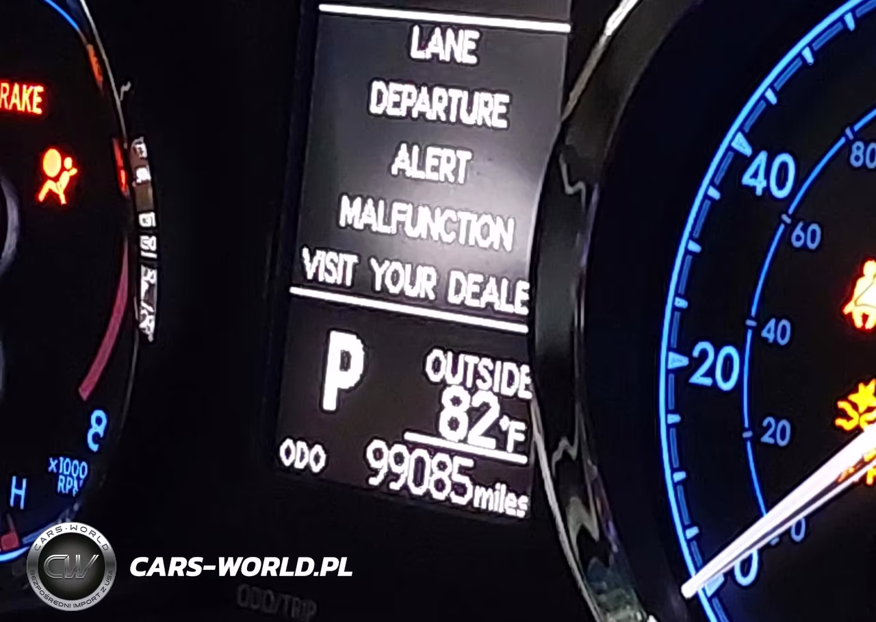 2018 Toyota Corolla Le VIN:2T1BURHE6JC016776 - 15