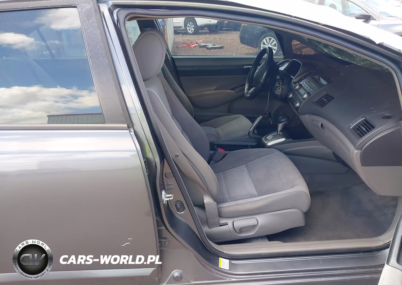 2009 Honda Civic Lx VIN:19XFA16569E023917 - 5