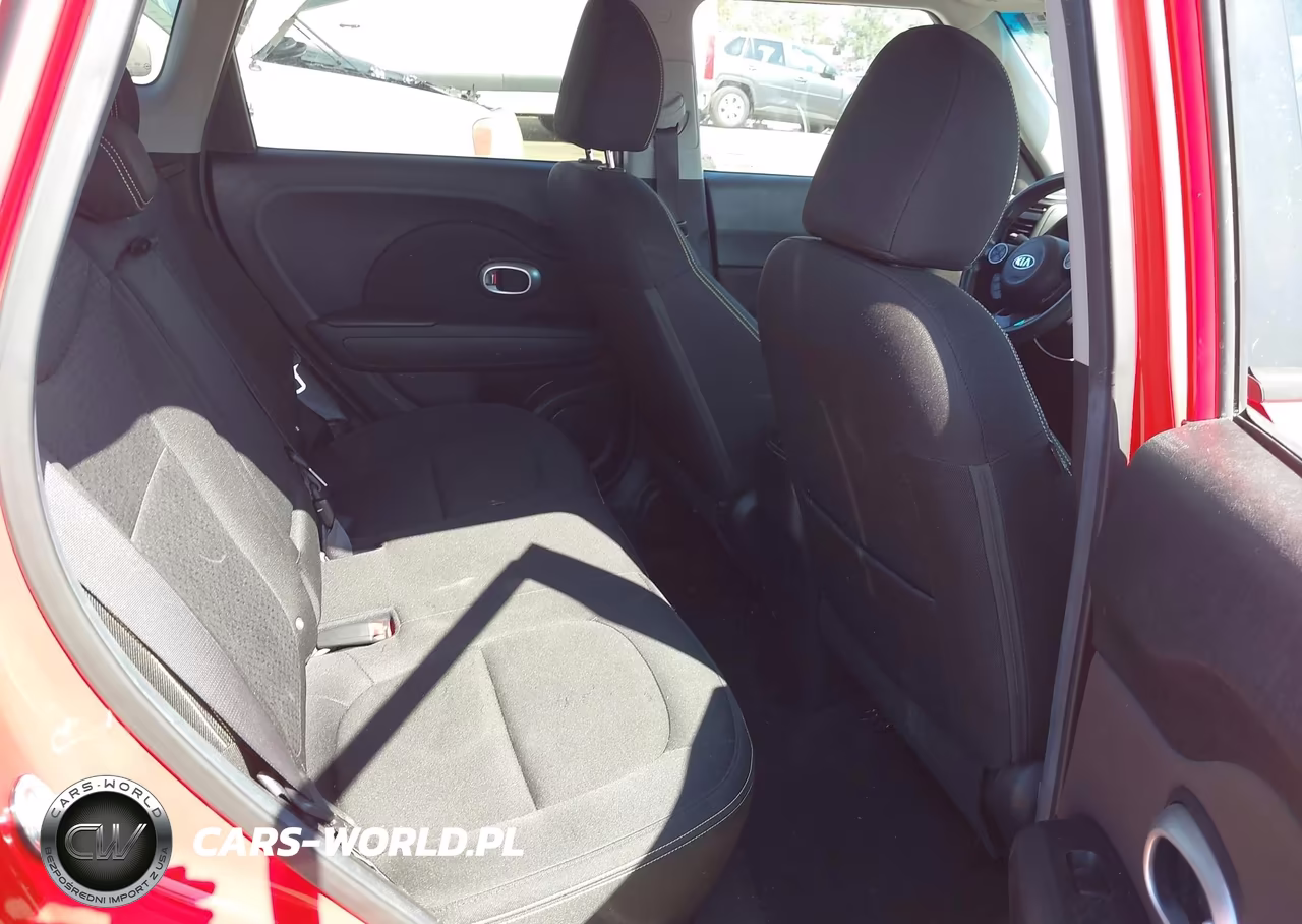2015 Kia Soul + VIN:KNDJP3A52F7791868 - 8