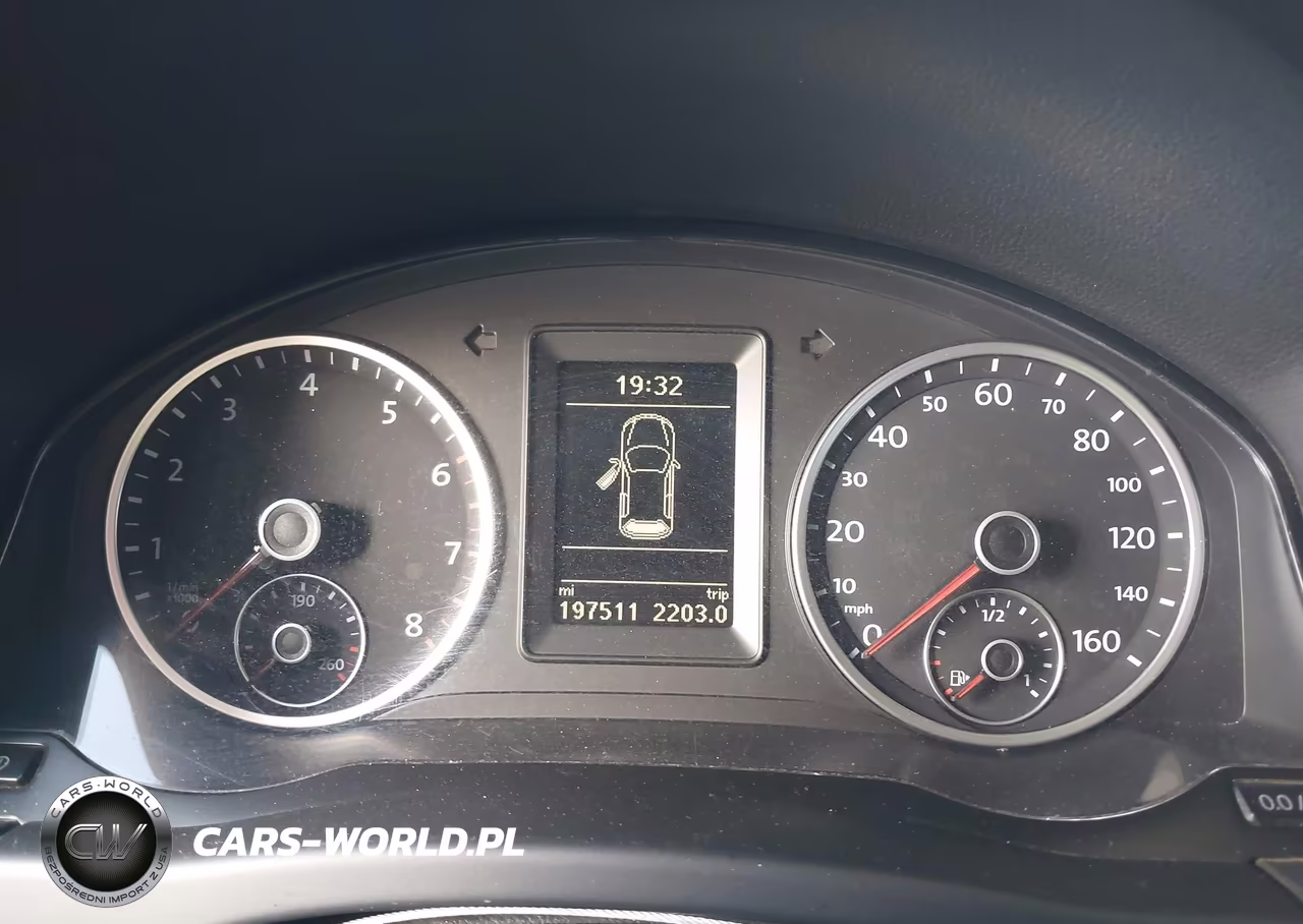 2013 Volkswagen Tiguan S VIN:WVGBV3AX0DW591713 - 7