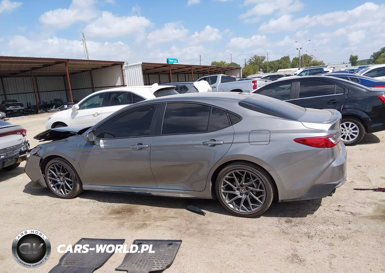 2026 Toyota Camry Se VIN:4T1DAACK8TU705056 - 14