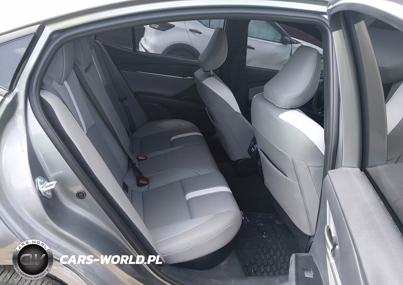 2026 Toyota Camry Se VIN:4T1DAACK8TU705056 - 8