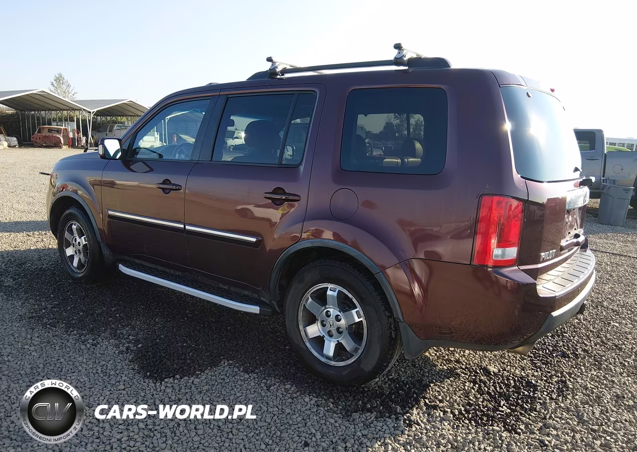 2011 Honda Pilot Touring VIN:5FNYF4H99BB033563 - 3