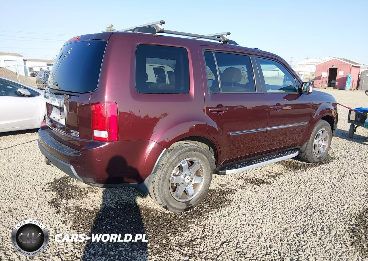 2011 Honda Pilot Touring VIN:5FNYF4H99BB033563 - 4