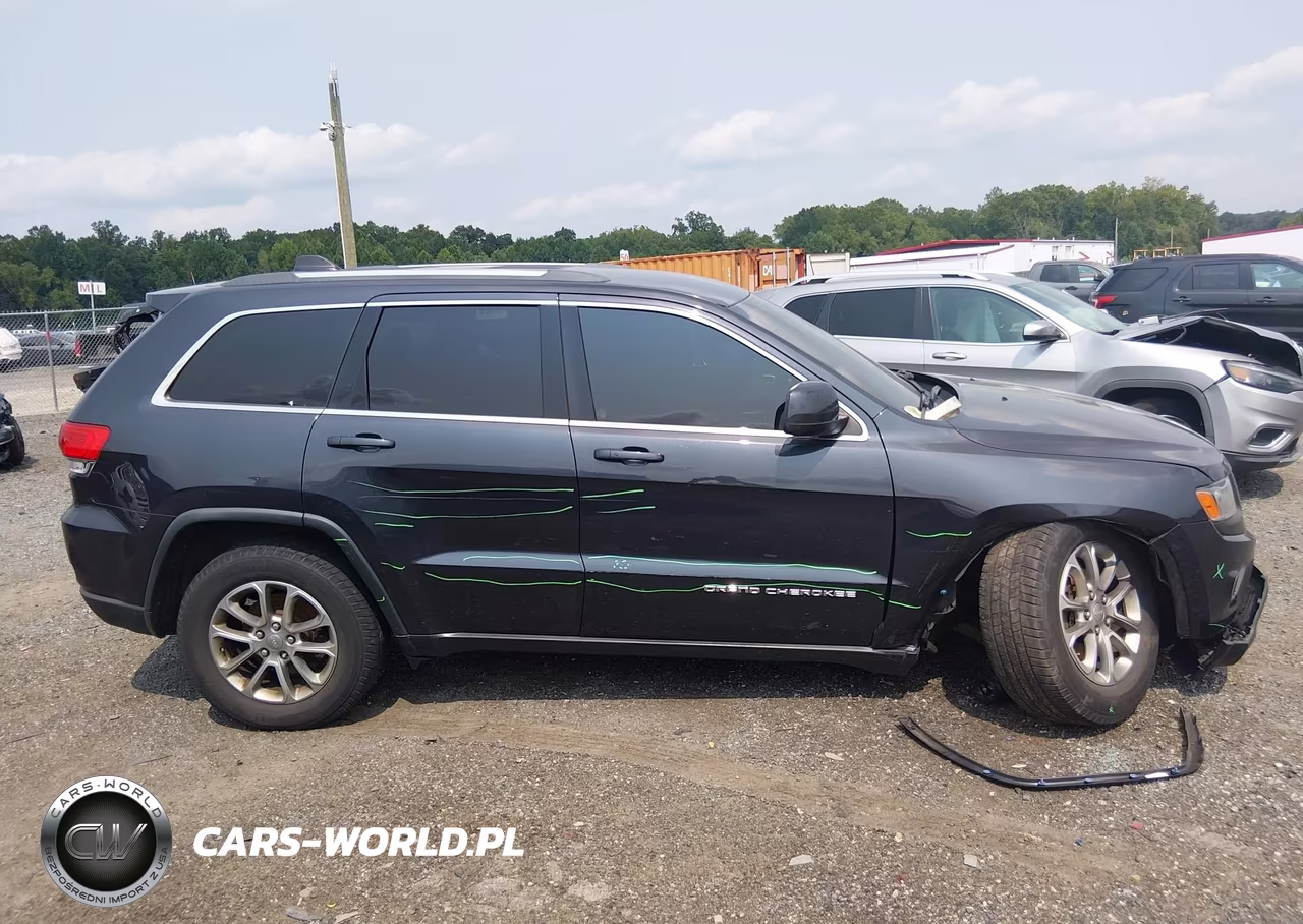2016 Jeep Grand Cherokee Laredo VIN:1C4RJFAG8GC435862 - 13