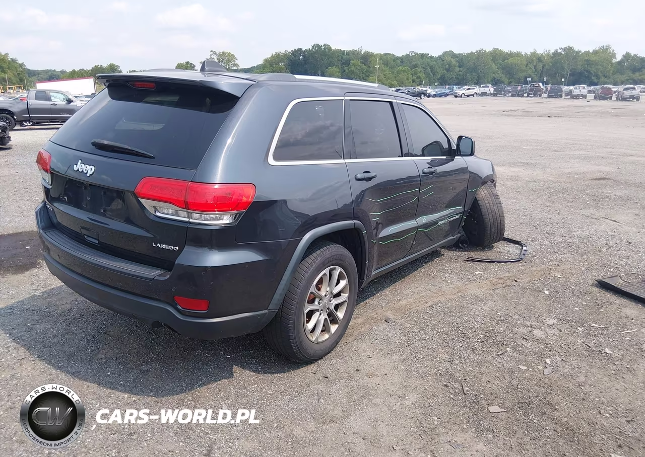 2016 Jeep Grand Cherokee Laredo VIN:1C4RJFAG8GC435862 - 4