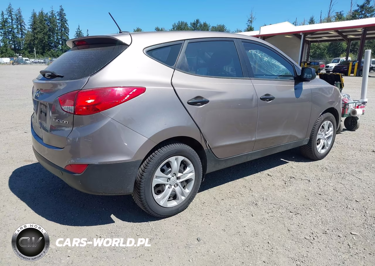 2011 Hyundai Tucson Gl VIN:KM8JT3AB2BU145772 - 4