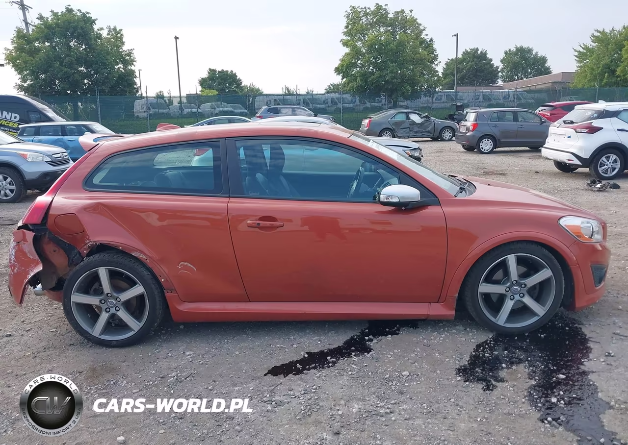 2011 Volvo C30 R-Design-T5 (Retail Only) VIN:YV1672MK1B2200996 - 13