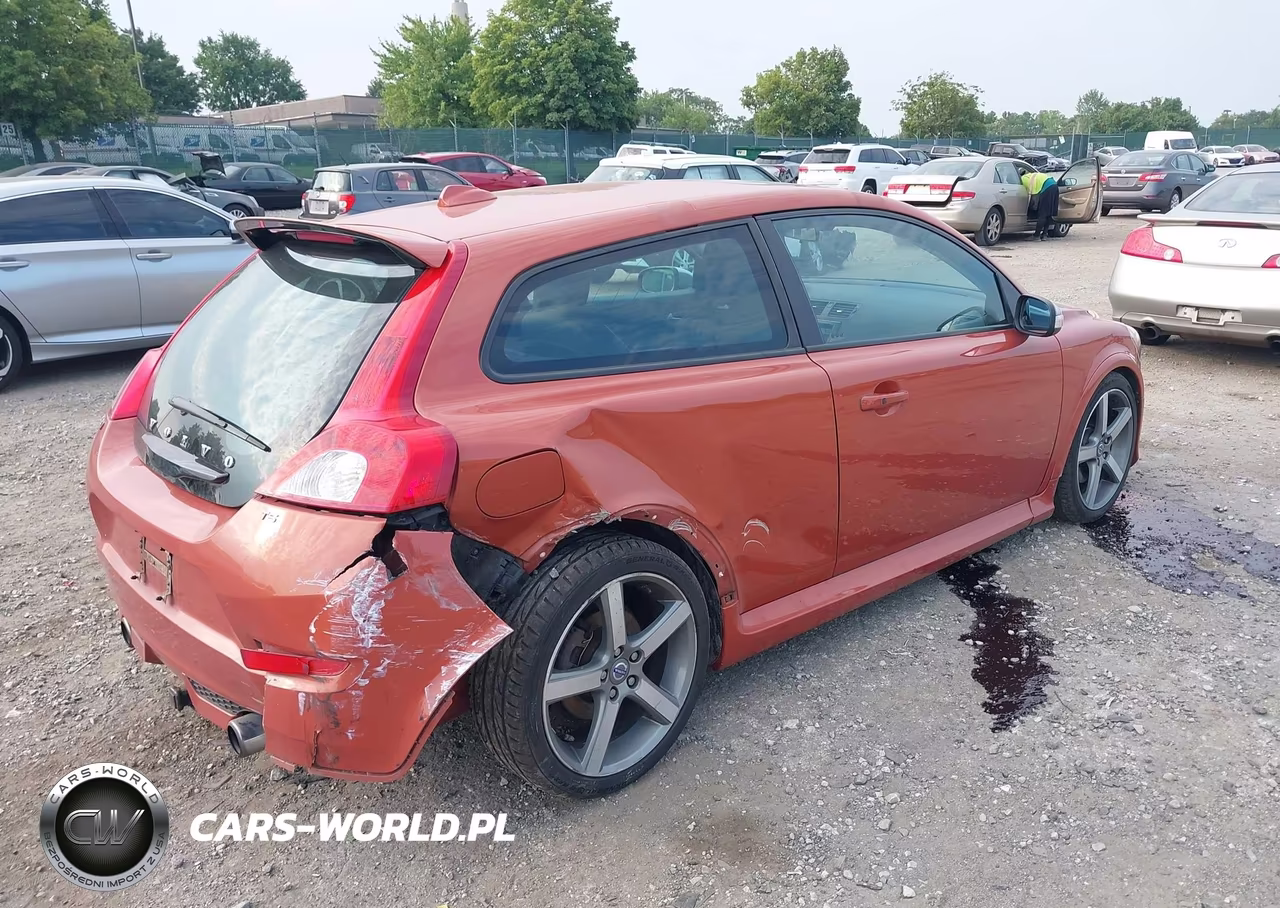 2011 Volvo C30 R-Design-T5 (Retail Only) VIN:YV1672MK1B2200996 - 4