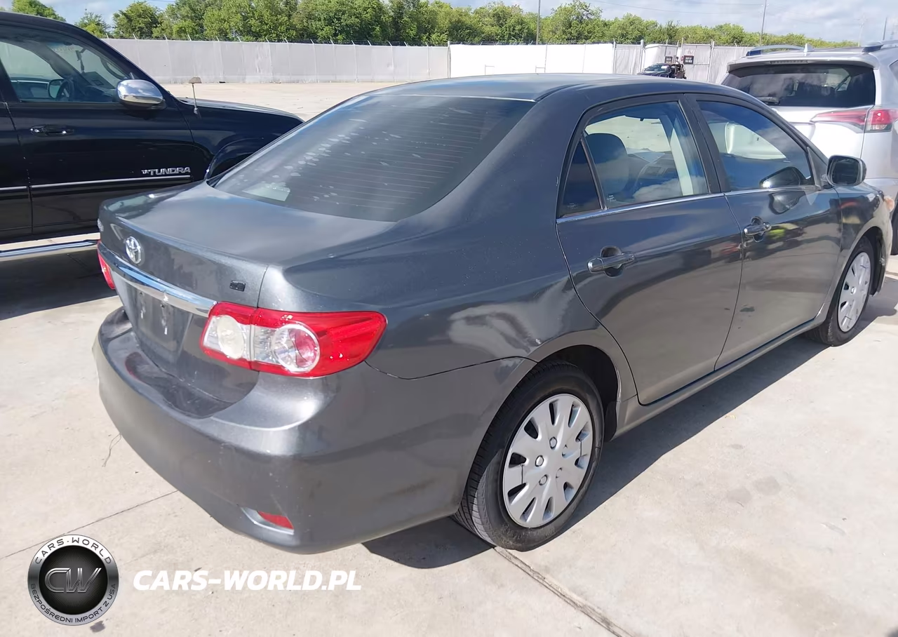 2013 Toyota Corolla Le VIN:5YFBU4EE7DP193395 - 4