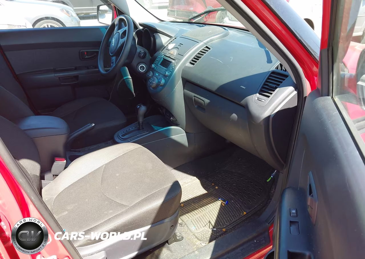 2010 Kia Soul + VIN:KNDJT2A23A7059575 - 5