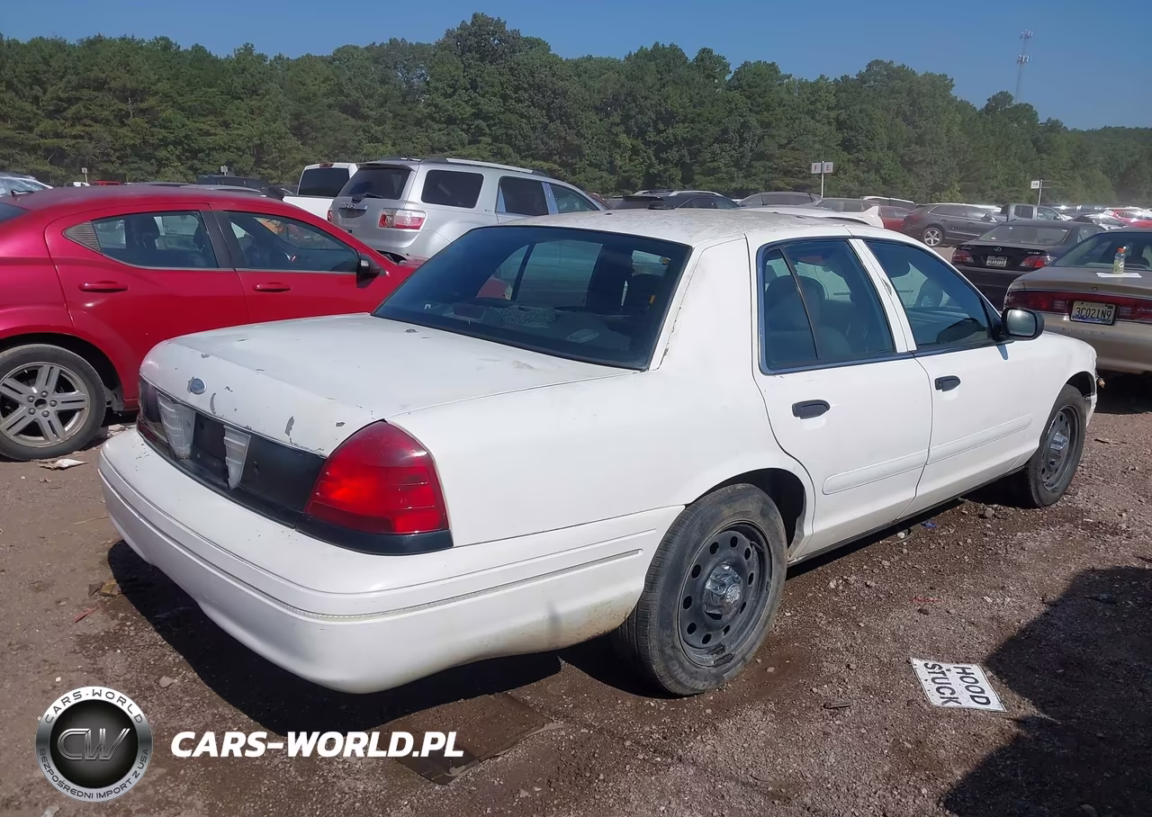 2008 Ford Crown Victoria Police-Police Interceptor VIN:2FAFP71V98X149972 - 4